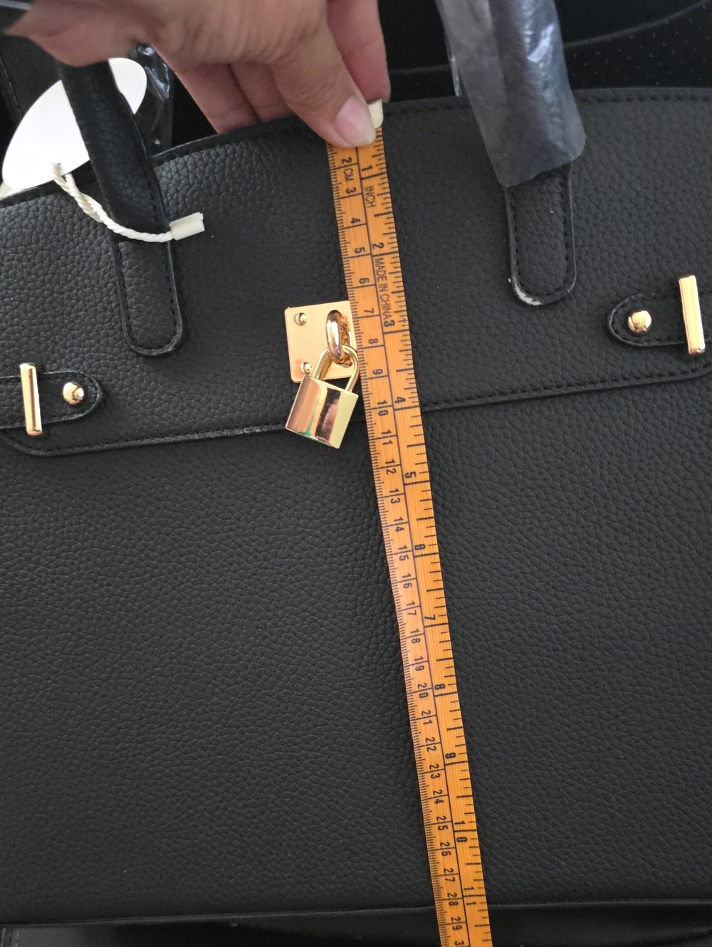 Nwt RISOTTO Classic Structured Tote Handbag in Black with Gold Hardware - Picture 9 of 10
